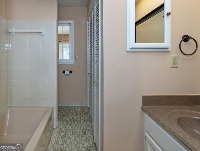 13819 Woolsey Road, Hampton, GA 30228