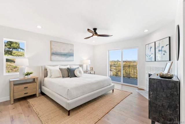 7875 Bellakaren Pl, La Jolla, CA 92037