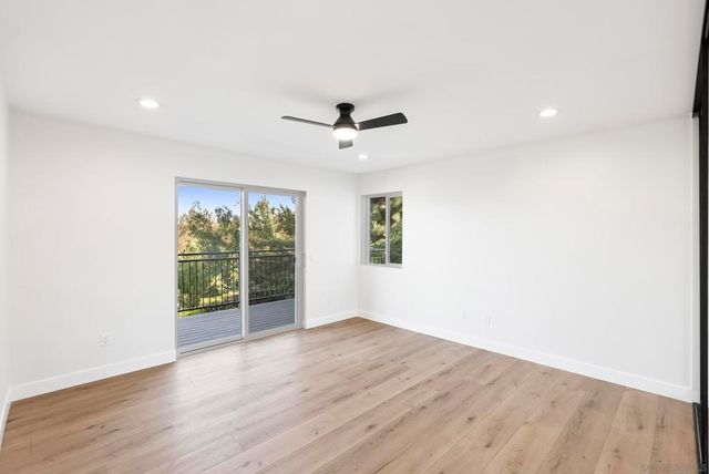 7875 Bellakaren Pl, La Jolla, CA 92037