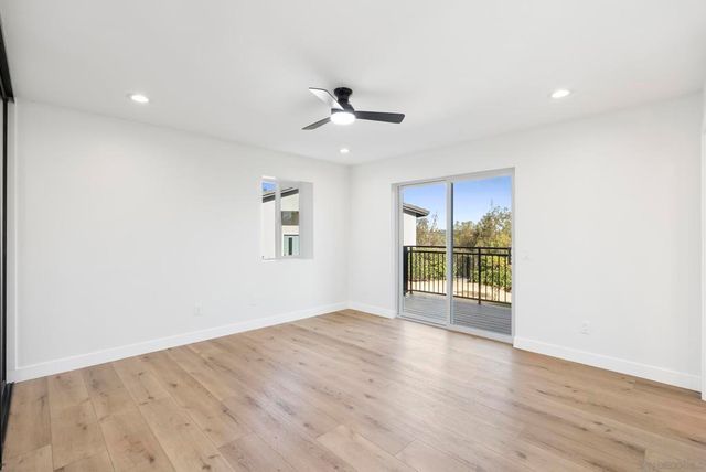 7875 Bellakaren Pl, La Jolla, CA 92037