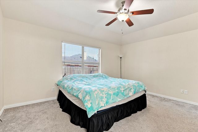 1012 Scenic Drive, Justin, TX 76247