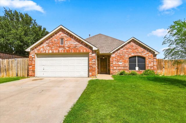1012 Scenic Drive, Justin, TX 76247