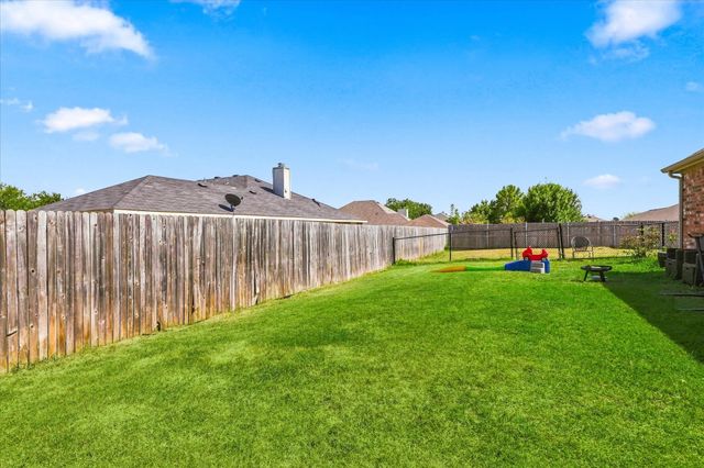 1012 Scenic Drive, Justin, TX 76247