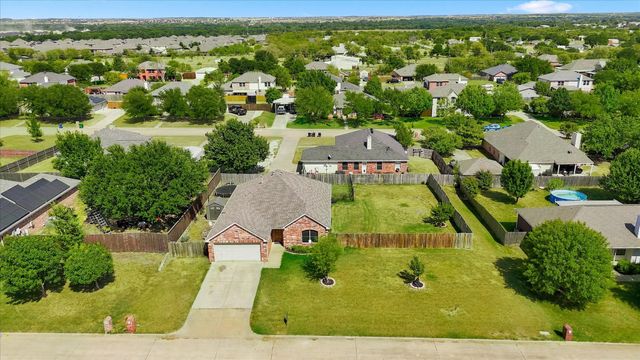 1012 Scenic Drive, Justin, TX 76247
