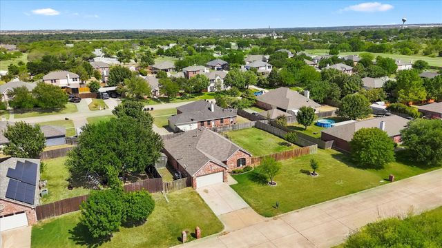 1012 Scenic Drive, Justin, TX 76247