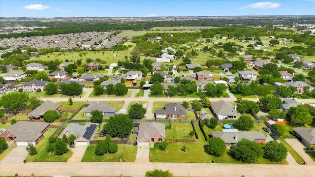 1012 Scenic Drive, Justin, TX 76247