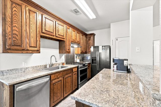 1012 Scenic Drive, Justin, TX 76247