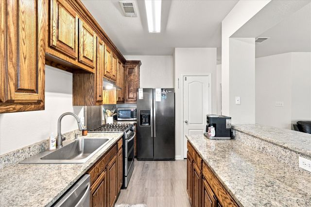 1012 Scenic Drive, Justin, TX 76247