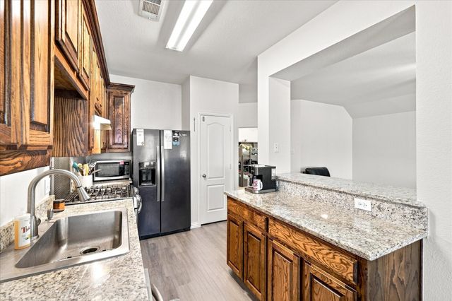1012 Scenic Drive, Justin, TX 76247