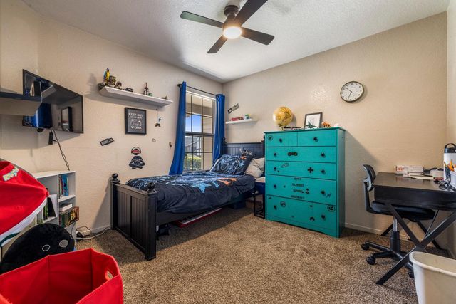 1121 Raymond Dr, Modesto, CA 95351