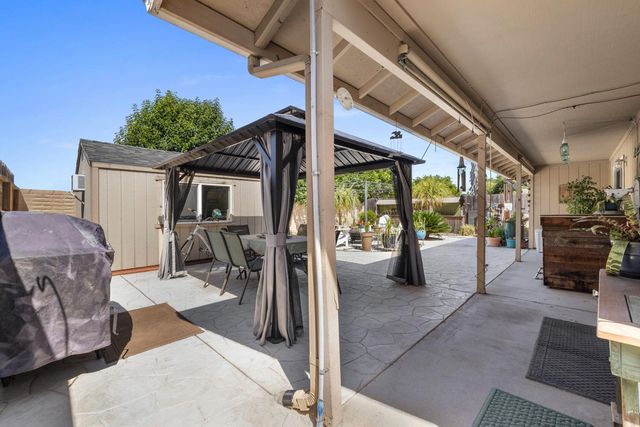 1121 Raymond Dr, Modesto, CA 95351