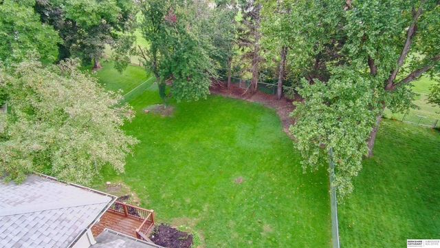 5815 S 104th Avenue, Omaha, NE 68127