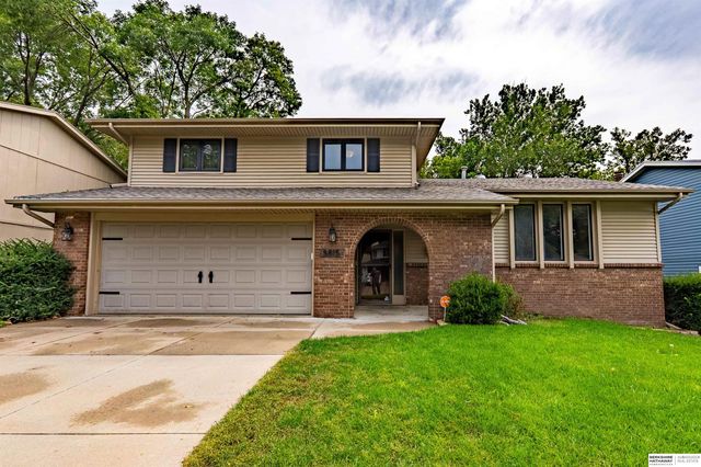 5815 S 104th Avenue, Omaha, NE 68127