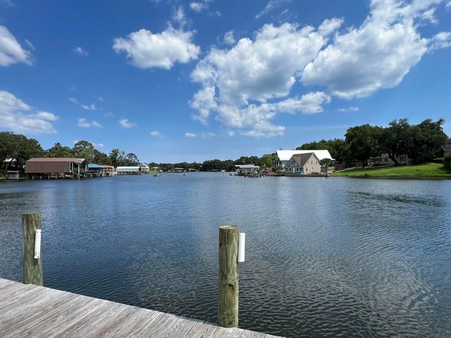 210 Pelham Road, 111B, Fort Walton Beach, FL 32547