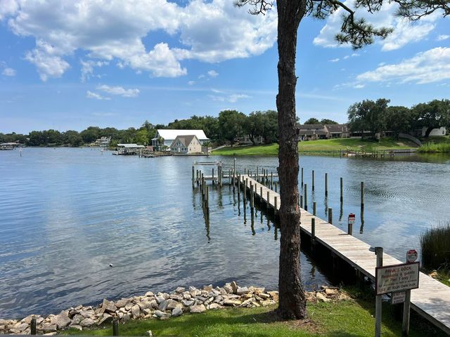 210 Pelham Road, 111B, Fort Walton Beach, FL 32547