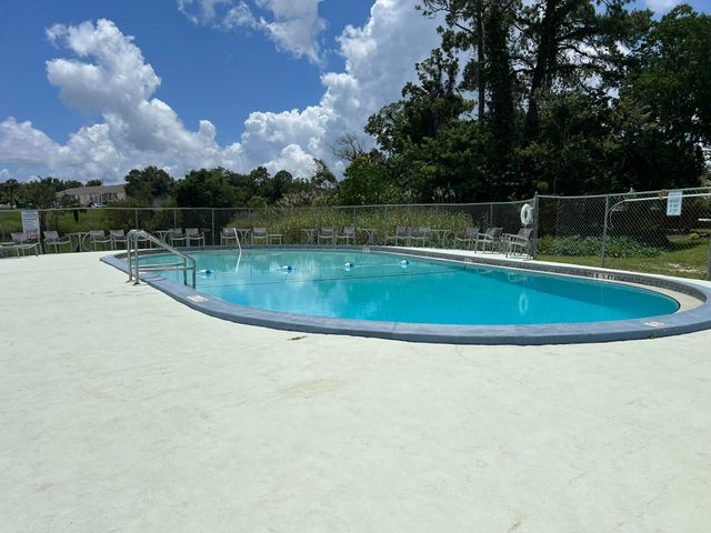 210 Pelham Road, 111B, Fort Walton Beach, FL 32547