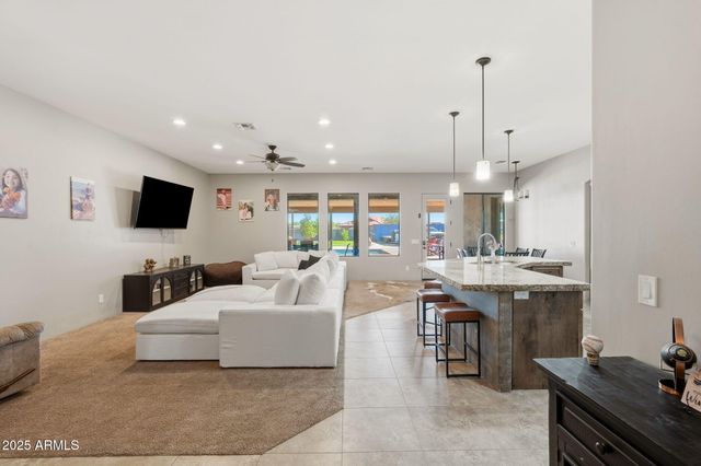 38825 N 29TH Avenue, Phoenix, AZ 85086