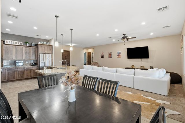 38825 N 29TH Avenue, Phoenix, AZ 85086