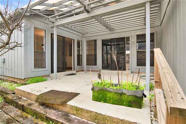 6071 Highland Circle N, Mobile, AL 36608