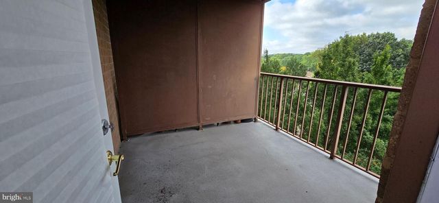 10101 GROSVENOR PL #817, Rockville, MD 20852
