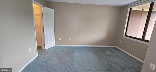 10101 GROSVENOR PL #817, Rockville, MD 20852