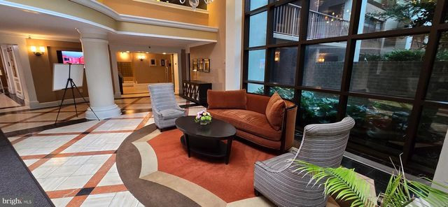 10101 GROSVENOR PL #817, Rockville, MD 20852