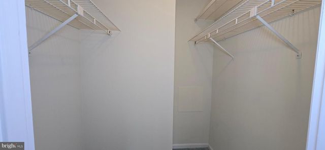 10101 GROSVENOR PL #817, Rockville, MD 20852