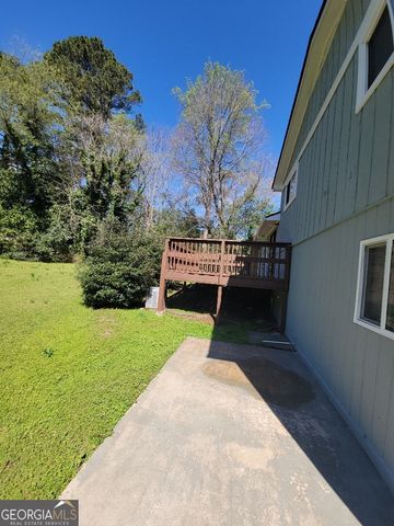 463 Rock Meadow Drive, Stone Mountain, GA 30088