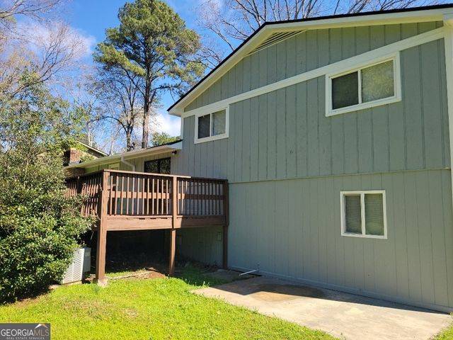 463 Rock Meadow Drive, Stone Mountain, GA 30088