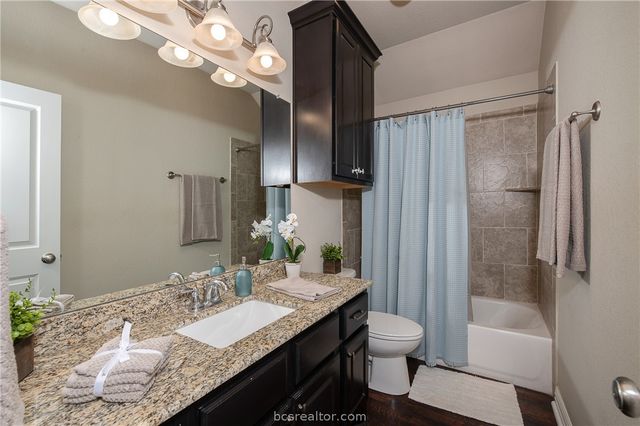 3045 Peterson Circle, Bryan, TX 77802