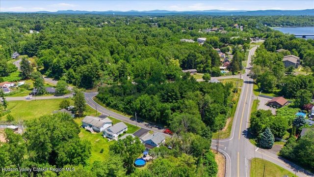 102 Stone Quarry Road, Clifton Park, NY 12065