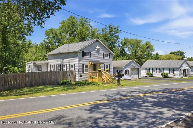 102 Stone Quarry Road, Clifton Park, NY 12065