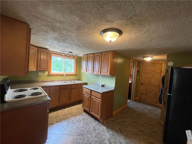 158 Eagle Mill Road, Connoquenessing Twp, PA 16001
