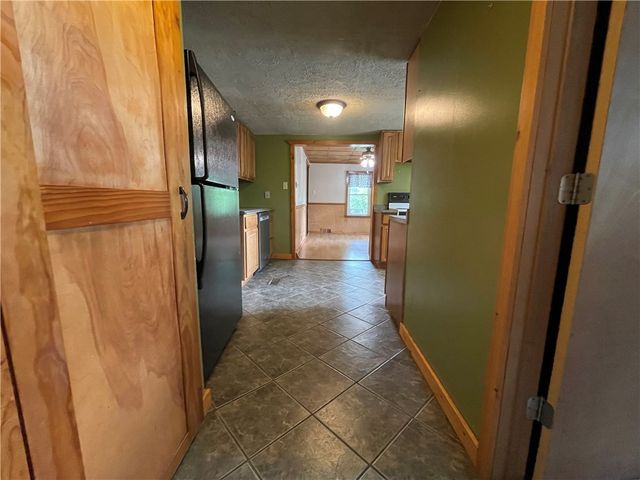 158 Eagle Mill Road, Connoquenessing Twp, PA 16001