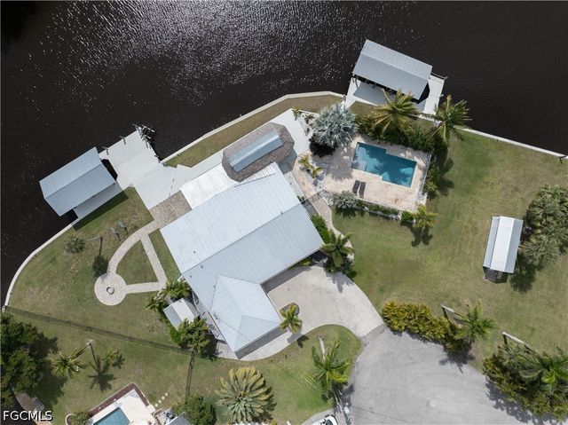 416 Seaworthy RD, North Fort Myers, FL 33903
