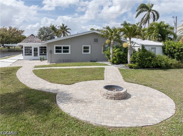 416 Seaworthy RD, North Fort Myers, FL 33903