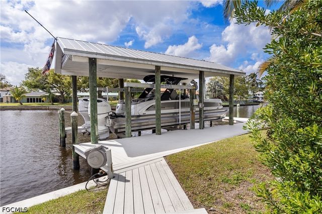 416 Seaworthy RD, North Fort Myers, FL 33903