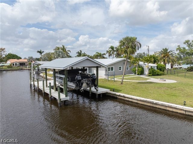 416 Seaworthy RD, North Fort Myers, FL 33903