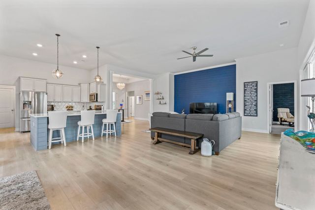 3093 Sutherland Dr., Little River, SC 29566