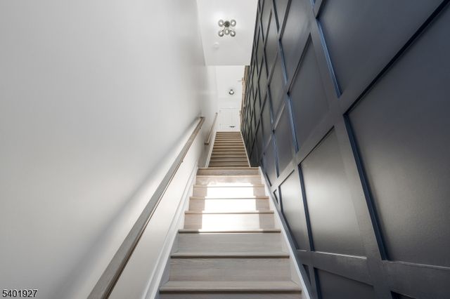 9 Voorhees St, Newark City, NJ 07108