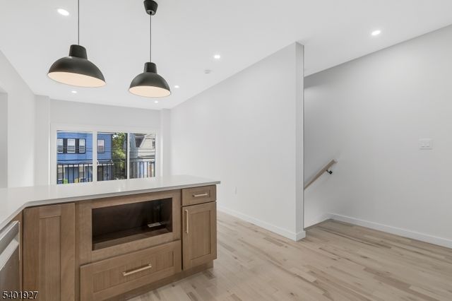 9 Voorhees St, Newark City, NJ 07108