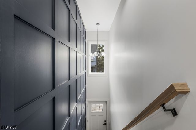 9 Voorhees St, Newark City, NJ 07108