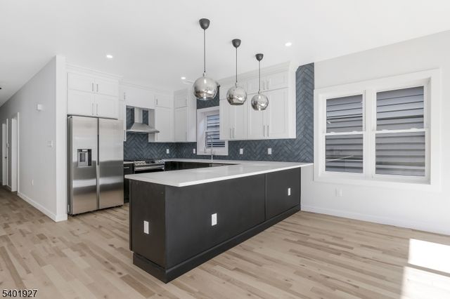 9 Voorhees St, Newark City, NJ 07108