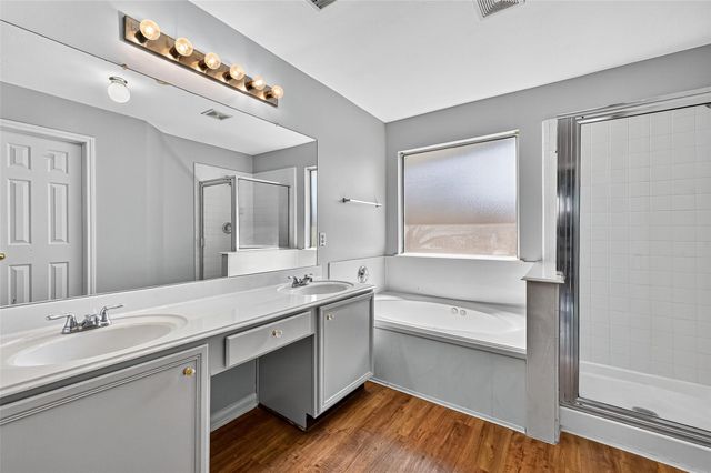 4002 Teal Run Place Court, Fresno, TX 77545