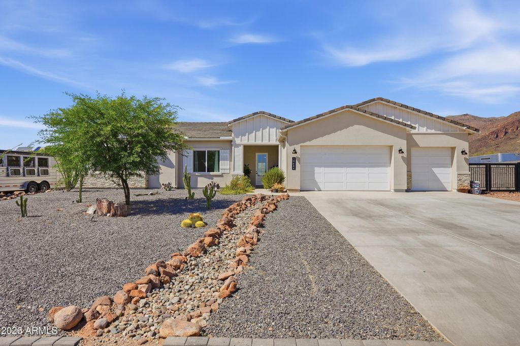 10464 E Magnolia Road, Gold Canyon, AZ 85118 — exterior