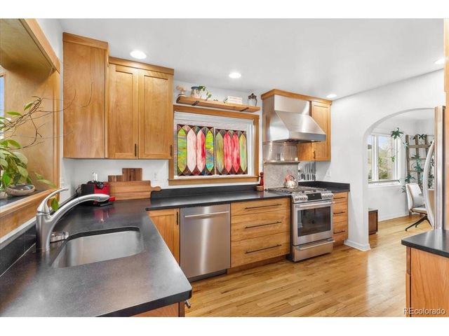 930 5th St, Golden, CO 80403