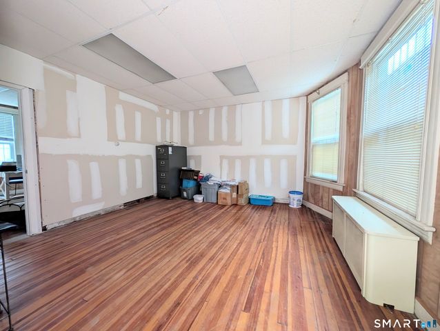 1757 East Main Street, Bridgeport, CT 06610