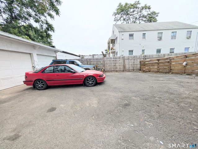 1757 East Main Street, Bridgeport, CT 06610