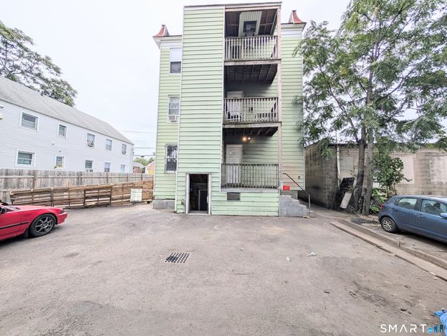 1757 East Main Street, Bridgeport, CT 06610