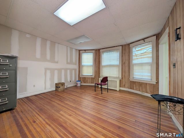 1757 East Main Street, Bridgeport, CT 06610